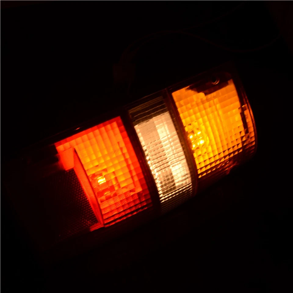 1pair Rear Tail Brake Light Fit For Toyota Hilux Pickup MK3 LN RN YN 2WD 4WD xj - Image 2 of 4