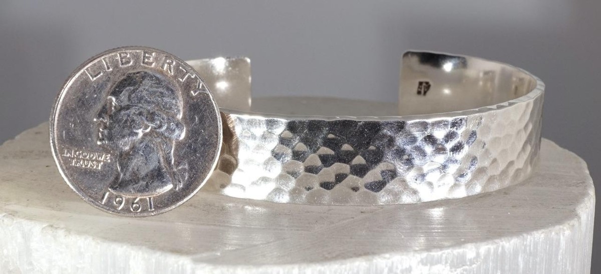 Hammered Sterling Silver Cuff Bracelet Signed by Unknown Artist 34.6 g View 6