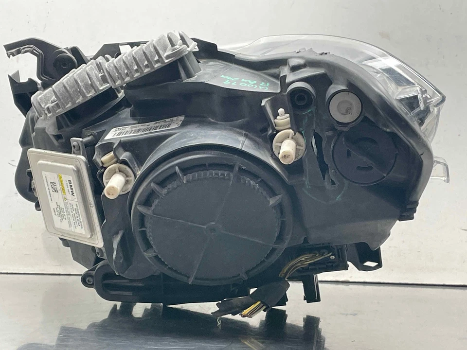 BMW M240i 2017 faro lámpara pasajero derecho xenón adaptable falta 3 soportes Foto 3 de 4