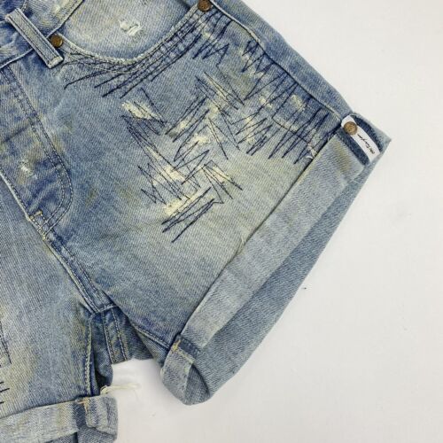 ONE TEASPOON CHARGER DISTRESSED DENIM SHORTS Sz 26 BNWTS - Picture 5 of 13