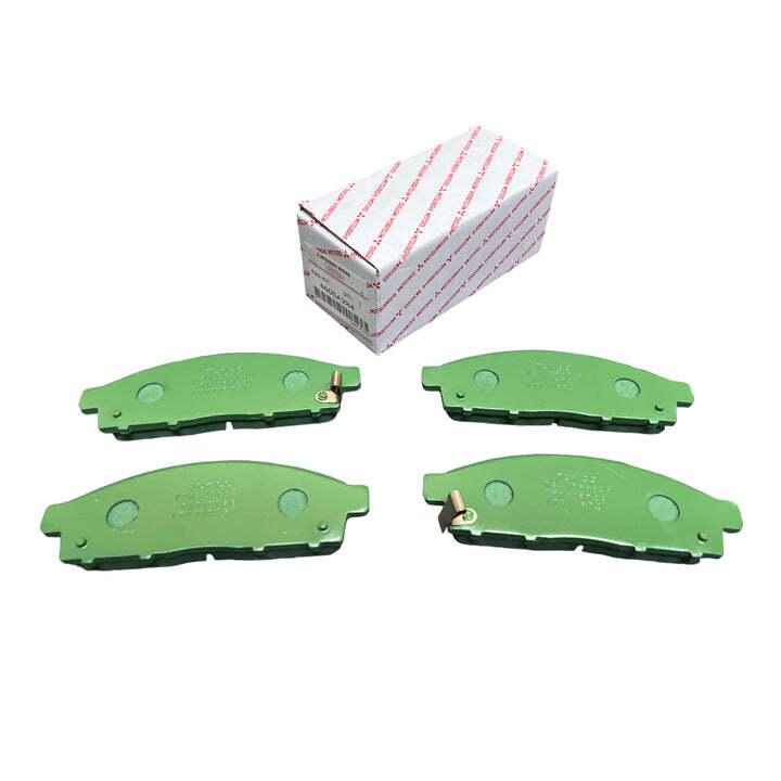 Mitsubishi l200 front brake pads montera sport 2015 2022 (4605A284