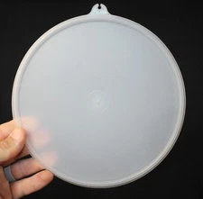 Vintage REPLACEMENT Tupperware Round Y Tab Sheer Snap Seal Lid #229 8" diam.