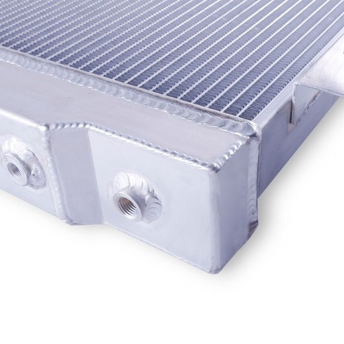 3 Row Radiator for 1972-1986 Jeep CJ5 CJ6 CJ7 81-85 CHEROKEE SCRAMBLER L6 V8 4.2 - Foto 8 di 11