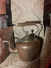 LARGE ANTIQUE GEORGIAN ROUND COPPER KETTLE, CIRCA 1830.PLENTY OF CHARACTER