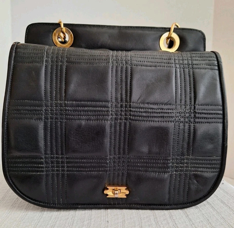 Bolso de mano de cuero vintage hecho en Italia negro/dorado herrajes/correa bandolera Foto 3 de 4