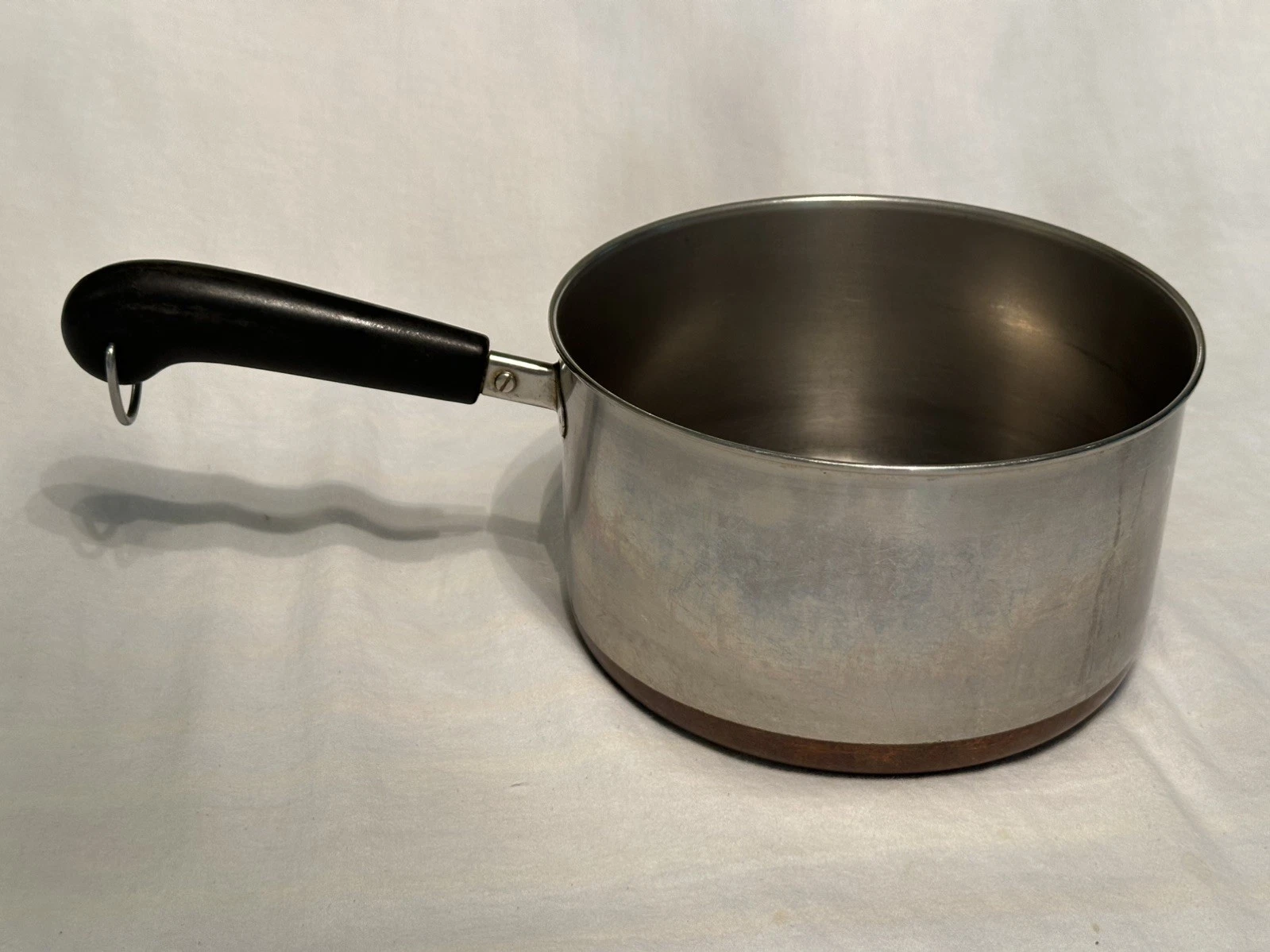 Revere Ware Stainless Steel Copper Clad 4 qt sauce pan - no lid. Good Condition