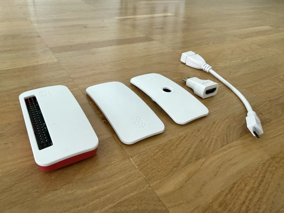 Raspberry Pi Zero W Complete Kit – inkl. Gehäuse, HDMI-Adapter & USB-Adapter - Bild 4 von 4