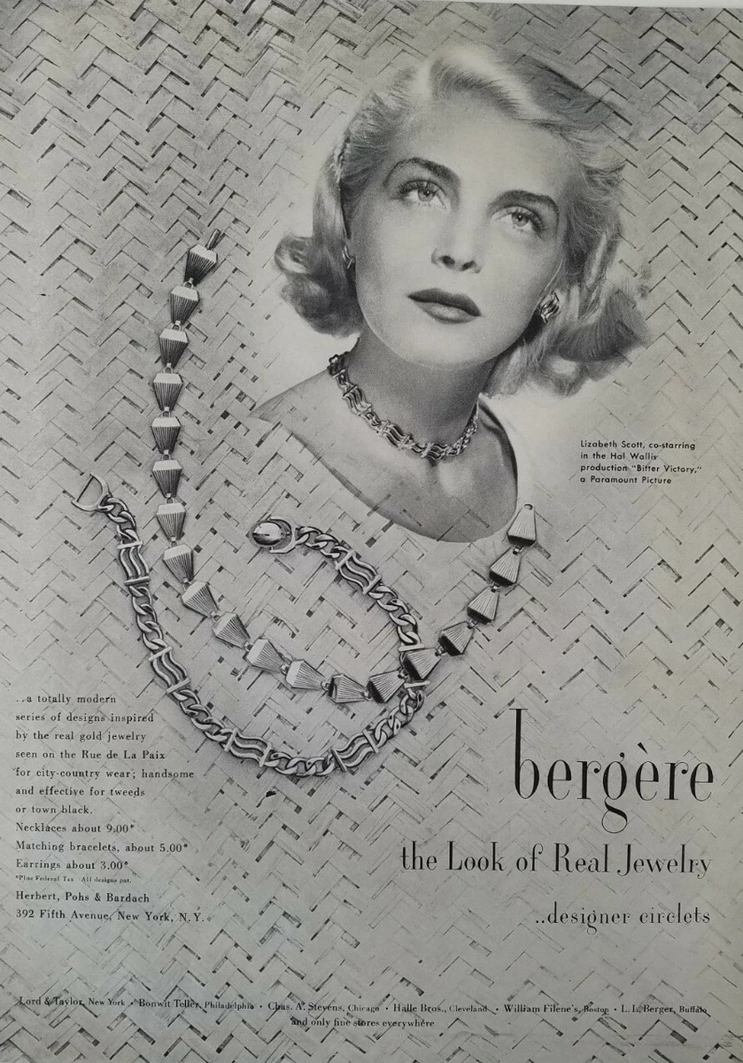 Bergere necklace shop