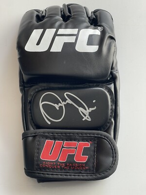 Ariane Lipski Signed Autographed UFC Glove Beckett BAS COA IP a | eBay