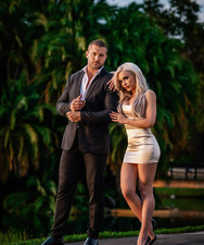 BEAUTIFUL Scarlett Bordeaux & KRISS KROSS 5X7 Photo