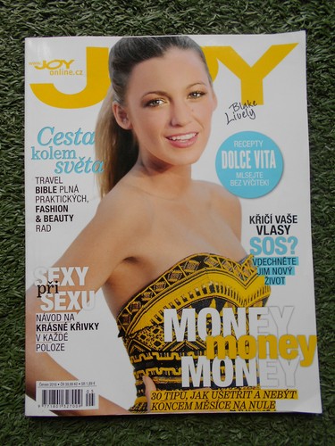Blake Lively - 1 set = 8 pcs Czech magazines - 2010 - 2019 - Picture 3 of 9
