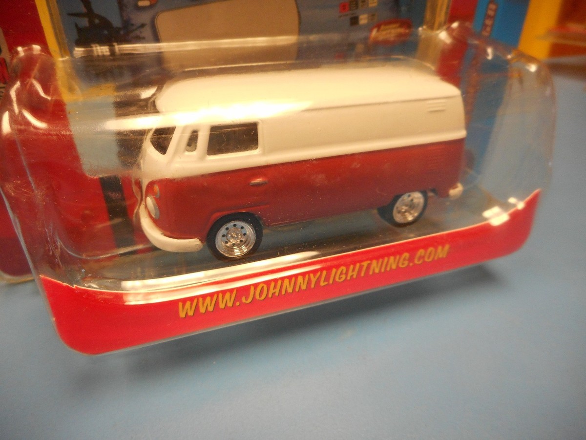 JOHNNY LIGHTNING '66 VOLKSWAGEN TYPE 2 DELIVERY 