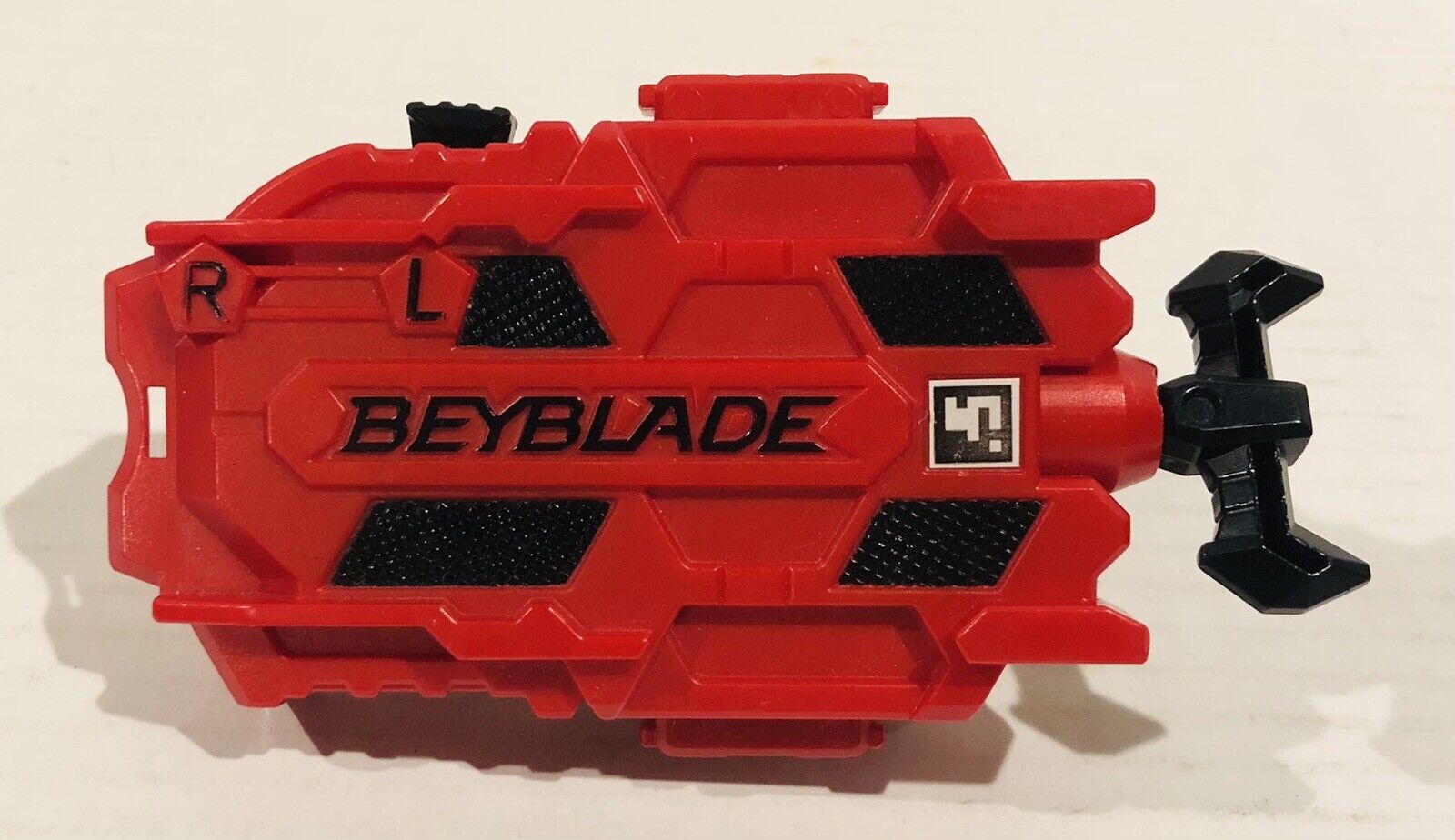 Beyblade Burst Evolution Dual Threat Launcher Red Condition Anime Toy |