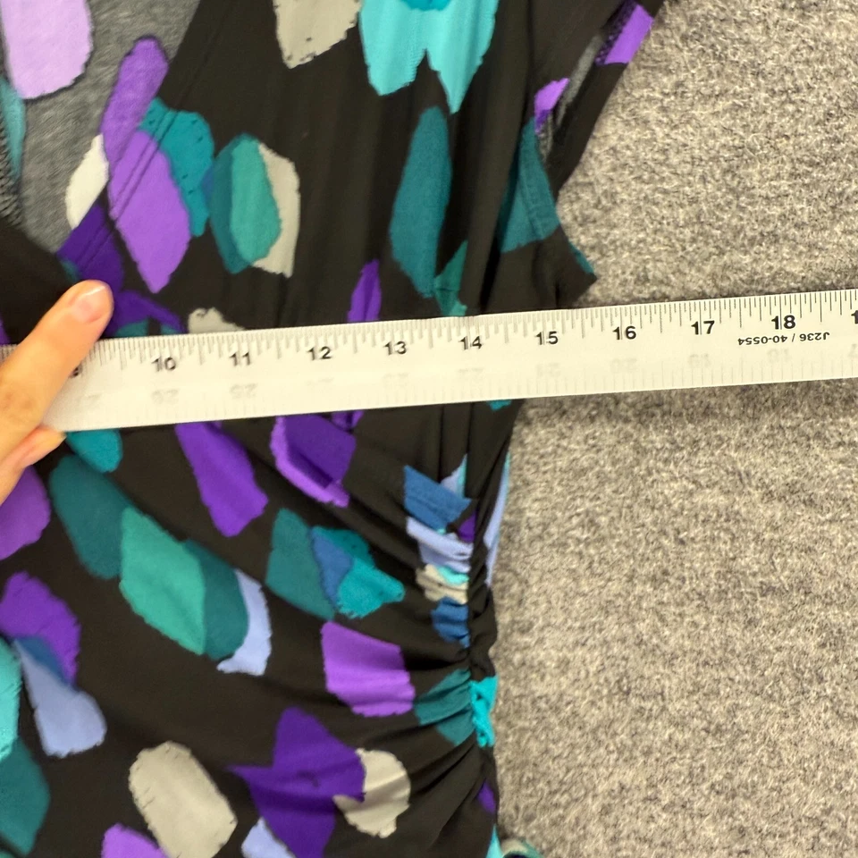 Vestido Jones Wear Mujer 6 Negro Funda Geométrica Midi Cuello en V Manga Corta Informal Foto 4 de 4