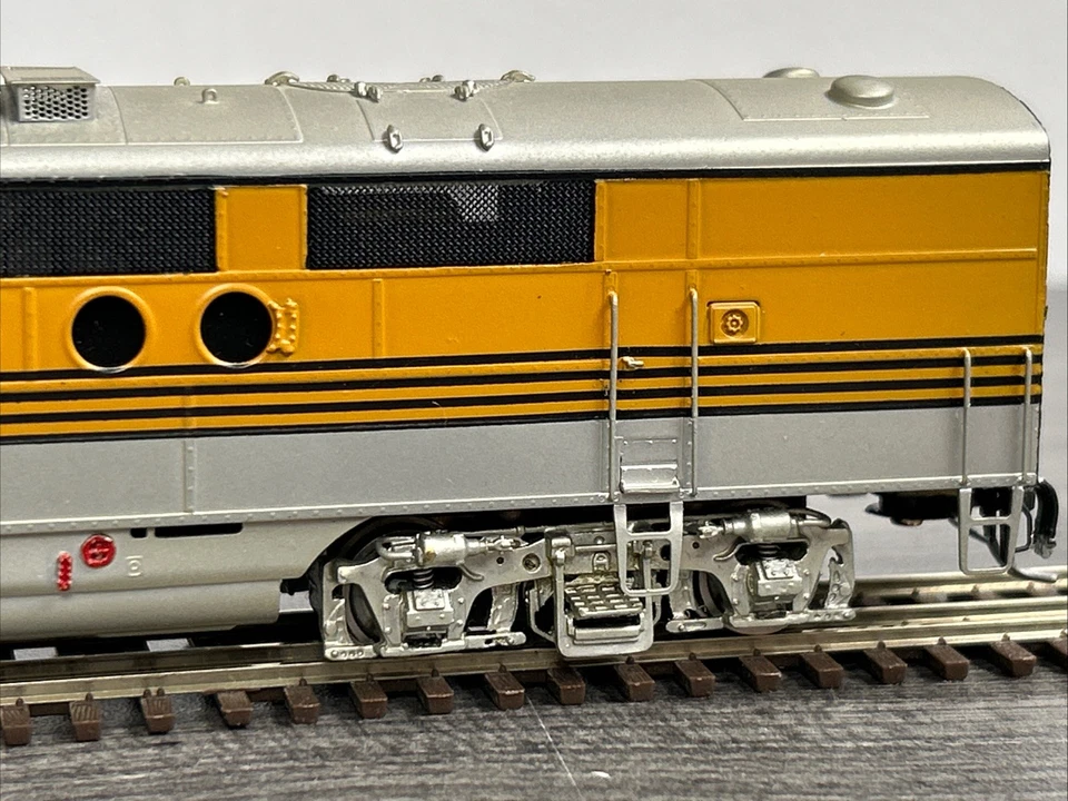 Overland Models HO Brass OMI-5220 FT ‘B’ Locomotive D&RGW *Custom Painted/TLC - Image 4 of 4