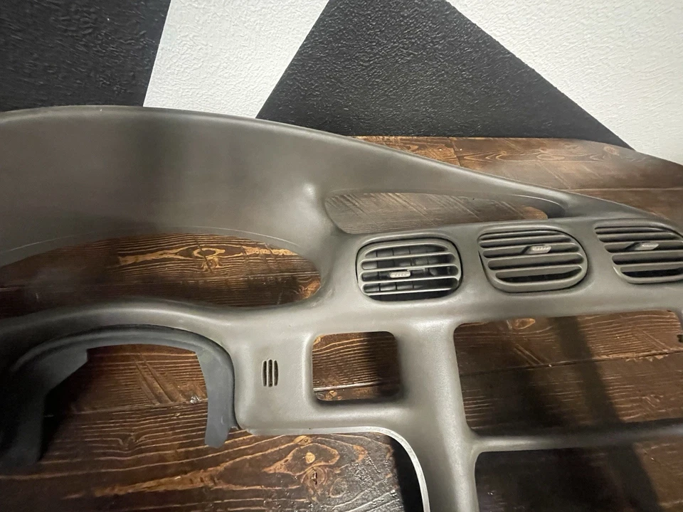 Moldura painel acabamento rádio tampa painel Pontiac Grand Prix 1998-2003 10242385 L/F - Imagem 4 de 4