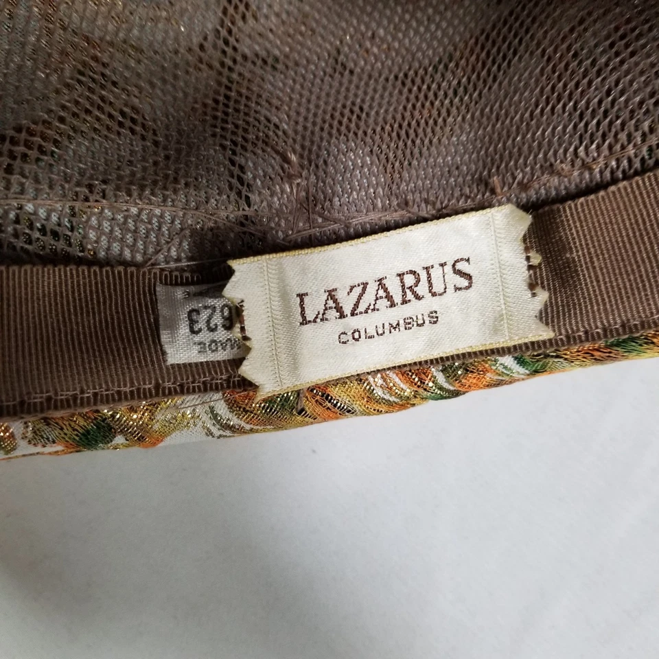 Lote de sombreros de colección para mujer en caja de sombreros de madera pastillero Cloche Fascinator tapiz de terciopelo Foto 3 de 4