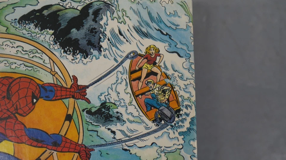 复古漫威 惊人的蜘蛛侠 100 件 PUZZLE 全新未拆封 1988 年 全新带盒 — 第 3/4 张图片