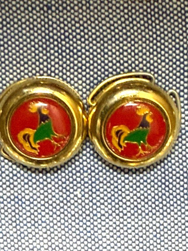 MINT Vintage Italian Enamel Button Covers - Proud Rooster Country Motif