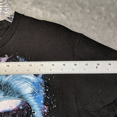 Hybrid apparel Space Cat in Sunglasses, graphic T-shirt, size Large black - Picture 5 of 7