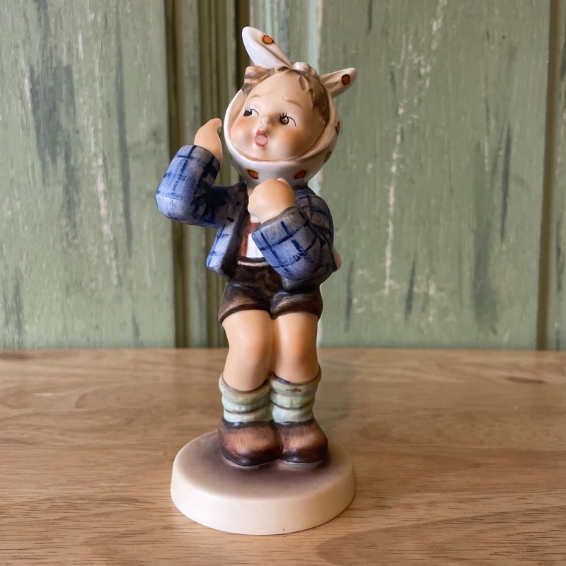 Goebel Hummel 'Boy with Toothache' Figurine #217
