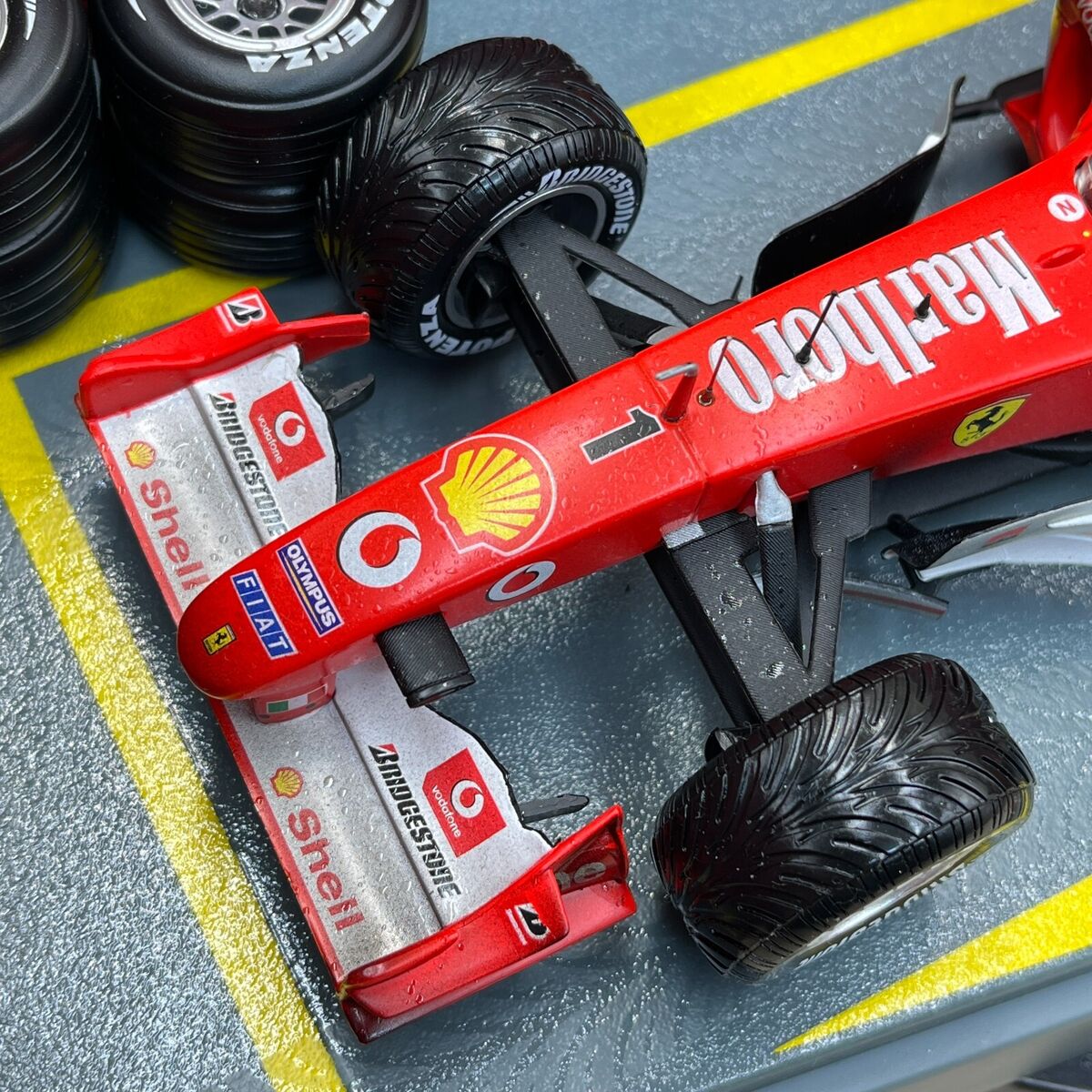 Hot Wheels 1/18 Ferrari F2003 Michael Schumacher #1 Champion Hot Wheels 1/18 Ferrari F2003 Michael Schumacher #1 Champion