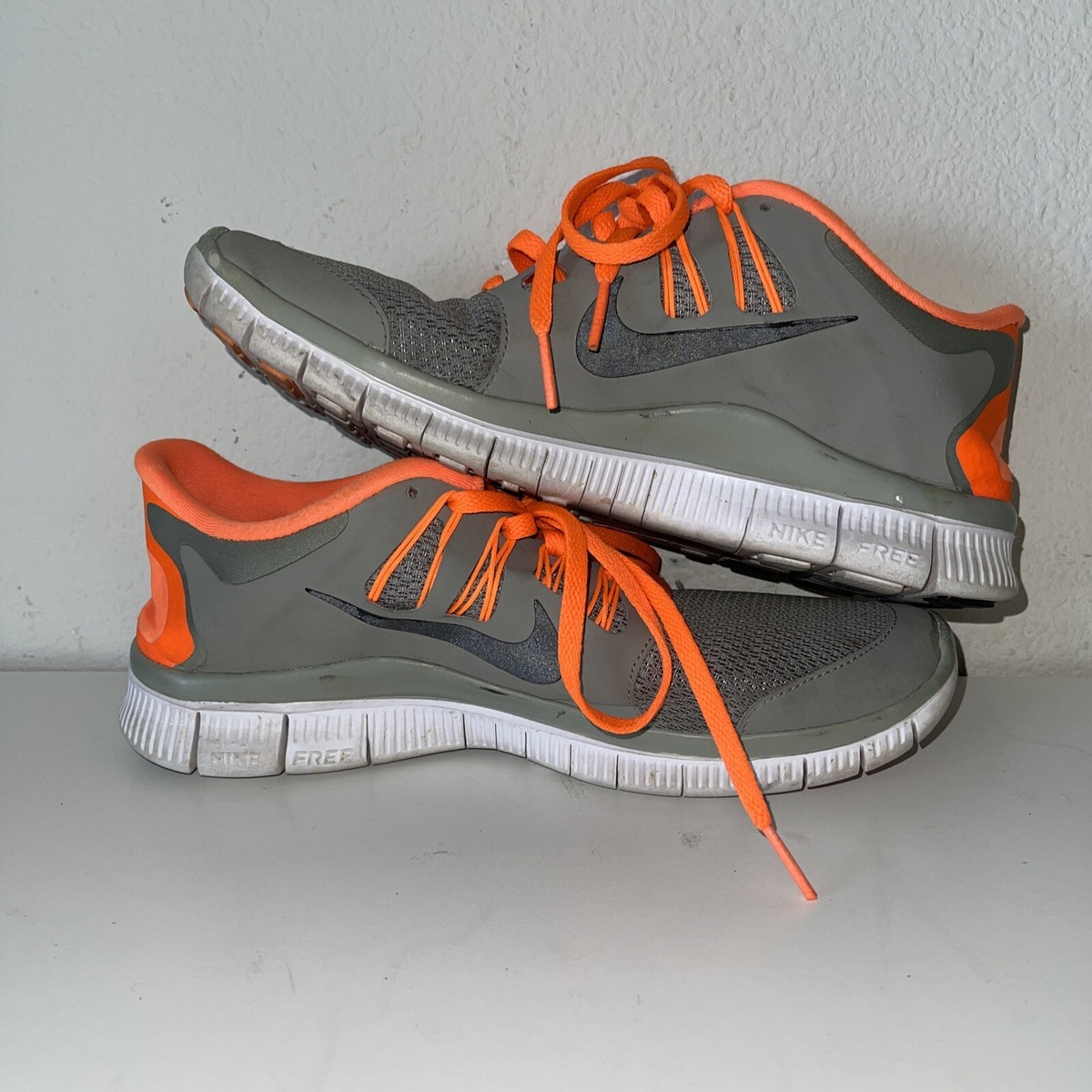 NIKE FREE RUN 5.0 MINE GRAY ORANGE RUNNING SHOE SNEAKERS 