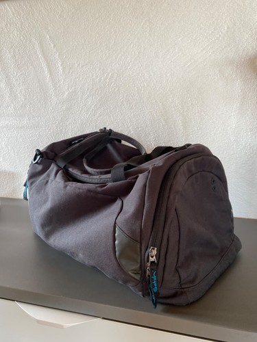 Satch Pack Black Bounce- Schulrucksack, Sporttasche und Mäppchen im Set - Bild 7 von 7