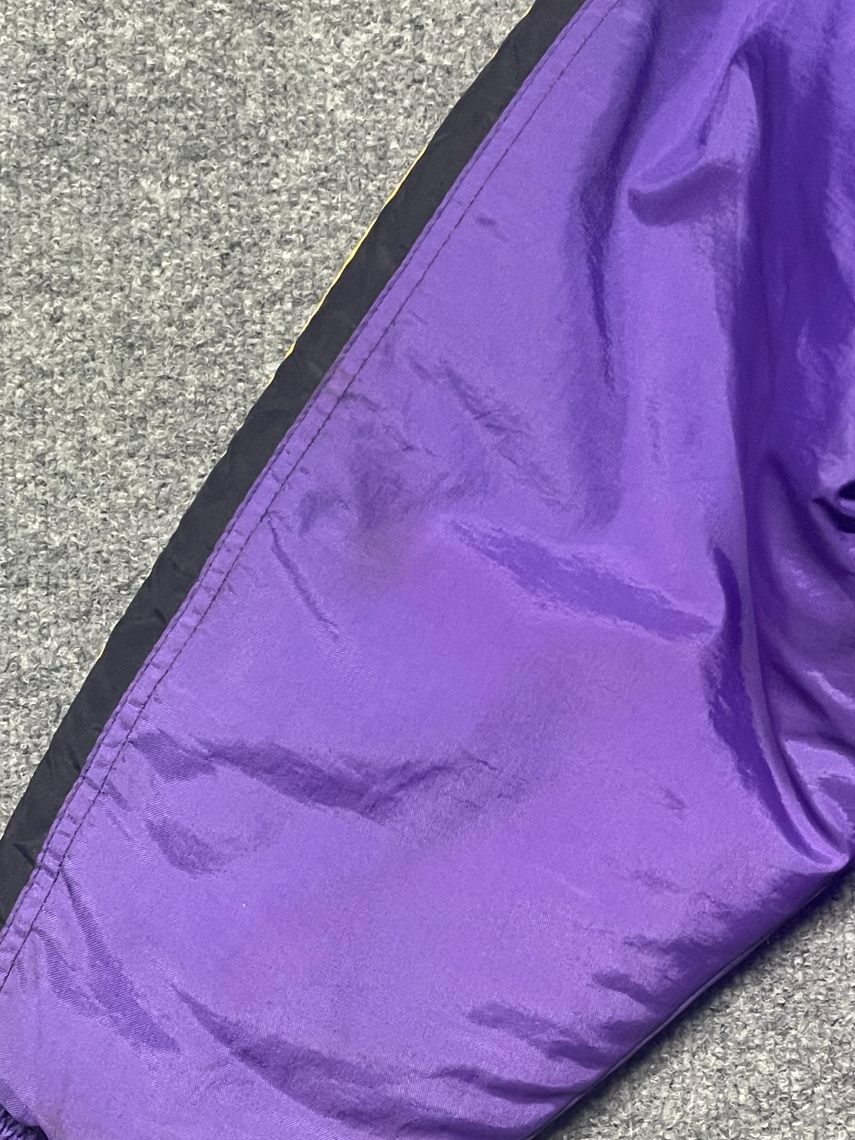 Vintage Minnesota Vikings Jacket Mens Large Puffer Pro Line Logo Athletic