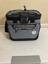 Arctic Zone Titan Deep Freeze Zipperless Cooler 16 Can Insulated Hardbody