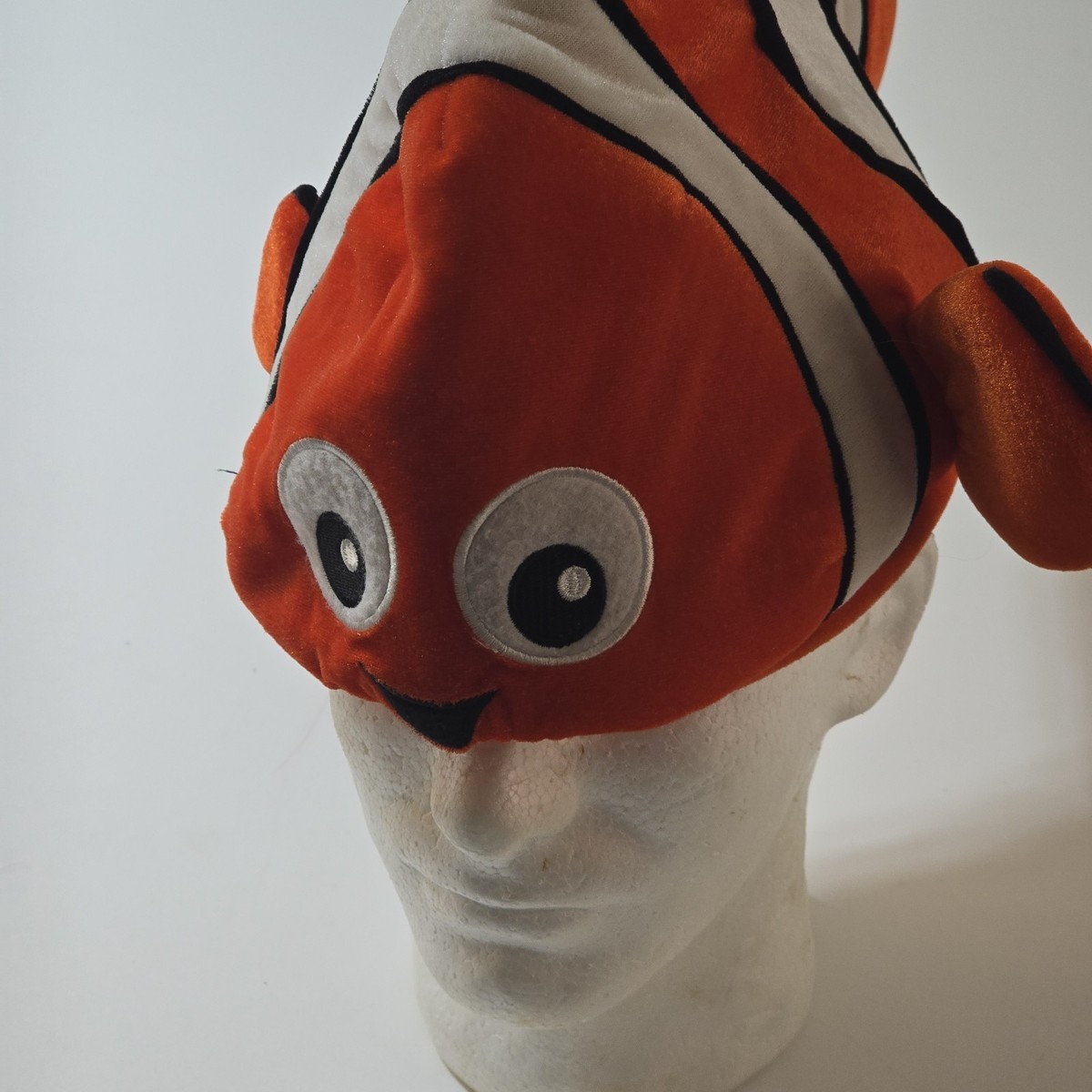 Finding Dory Adjustable Orange Clownfish Hat View 2
