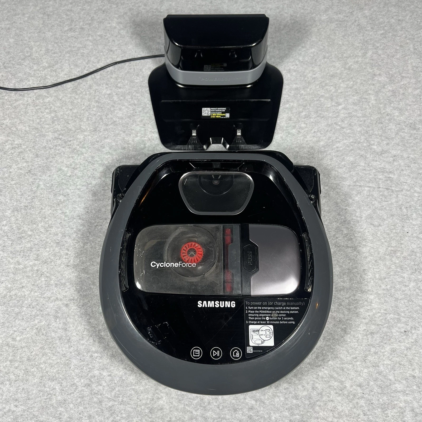 Samsung Cyclone Force Powerbot R7040 Wi-Fi Vacuum w/ Charging Dock SR1AM7040WG