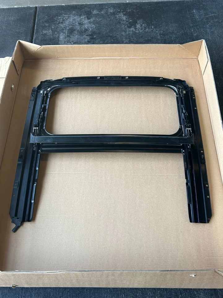 Original OEM Porsche 911 996 997 991 techo corredizo marco casete 1999-2013 91156491101 Foto 2 de 4