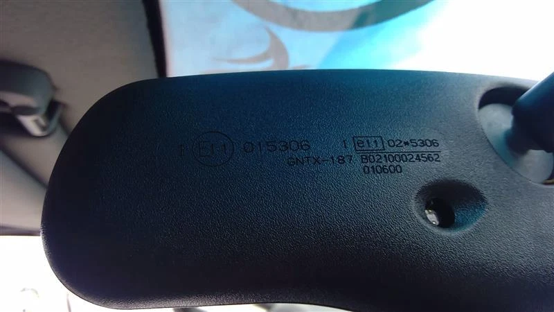 Used Front Center Interior Rear View Mirror fits: 2000 Ford Expedition automatic - Image 4 of 4