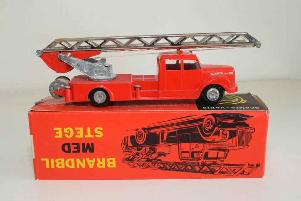 A6 1:50 TEKNO DENMARK 445 SCANIA VABIS CAMION DEI POMPIERI STEGBAGN VN COME N... - Immagine 4 di 4