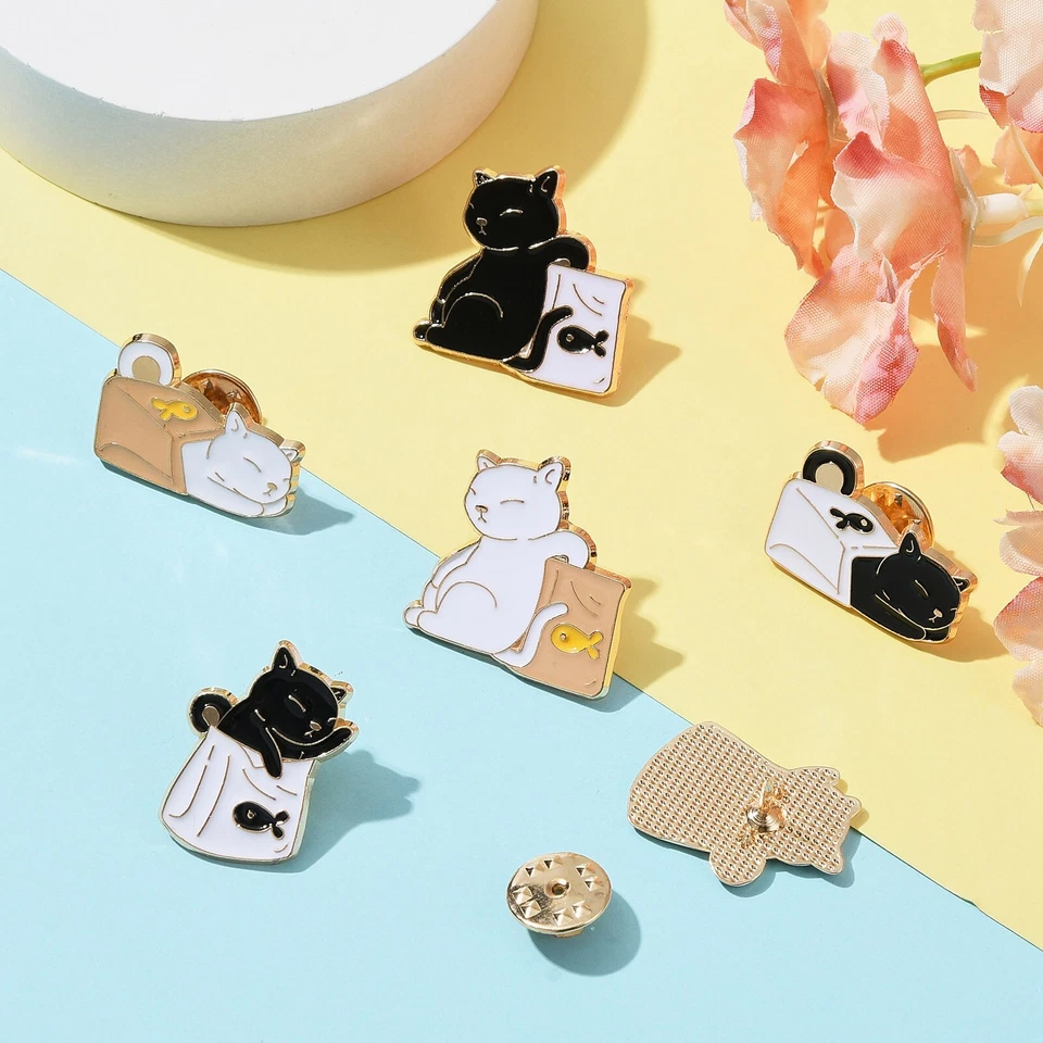 6x Enamel Alloy Cartoon Cat with Fish Bag Pin Brooch for Clothes Backpack - Image 4 of 4