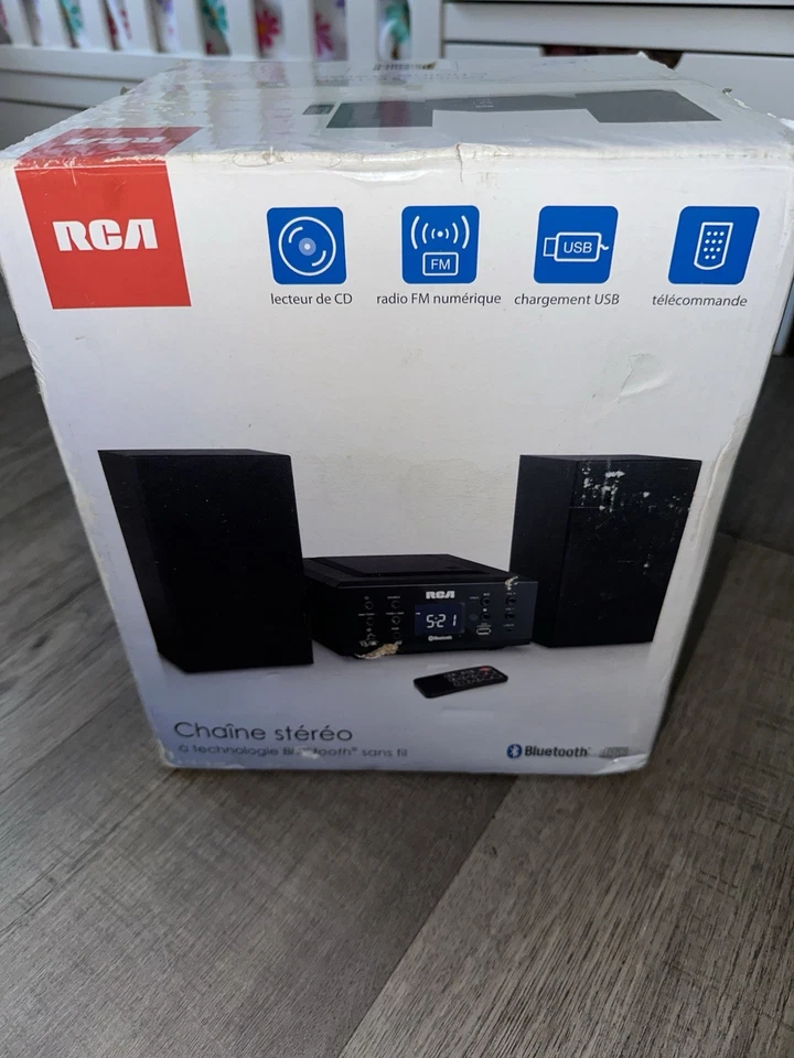 RCA RS2928B CD Music System Bluetooth Shelf System With Remote - Image 3 of 4