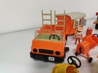 Foto 15 di 24