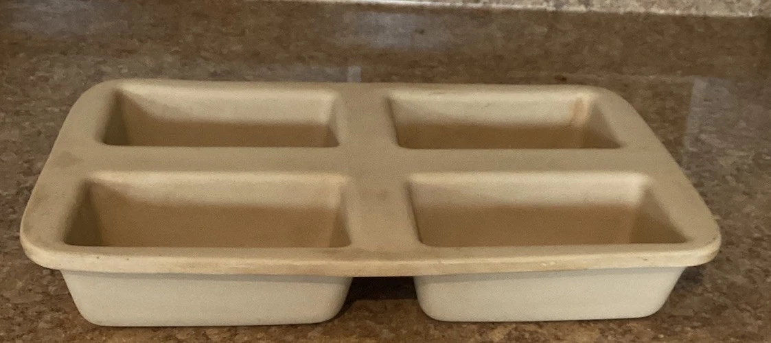 Pampered Chef Mini 4 Loaf Stoneware Pan Family Heritage Collection USA