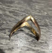 Double Wishbone Rolled Gold Ladies Ring 2g. Size Unknown. Vintage