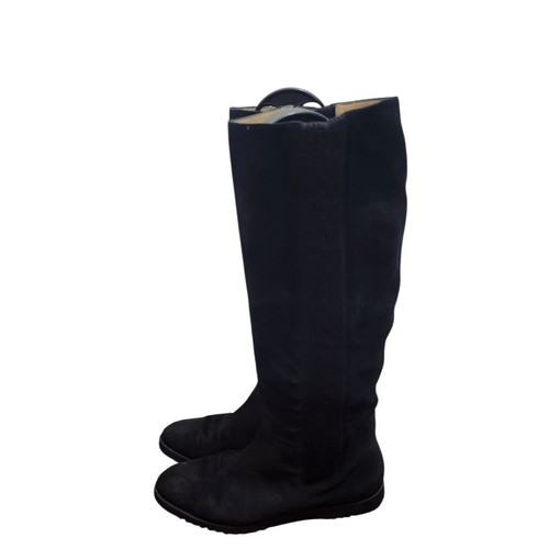 Salvatore Ferragamo Tall Suede Boots with cable knit detail Size 8 C - Picture 7 of 11