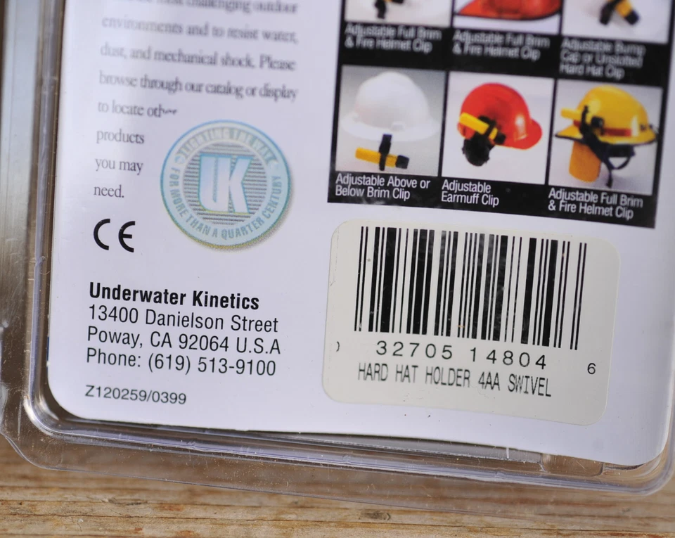 Underwater Kinetics Casco Ranurado Sombrero Duro Linterna Clip Reino Unido AA 14804 Foto 4 de 4