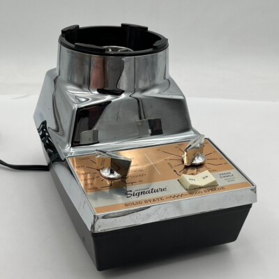 1970s Signature Solid State 12 Blender M-7 Montgomery Wards MCM Kitchen Chrome