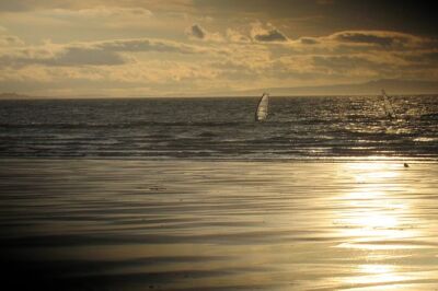 Photo 6x4 Evening, Gullane Bay Wind surfers and a view up the Firth of Fo c2008