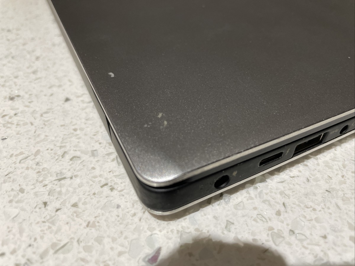 Dell Xps P54G 13.3” Touchscreen Core i7-6500U/ 8 GB/256 GB SSD
