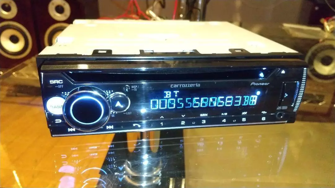 Pioneer Carrozzeria DEH-5600 CD/USB/Bluetooth confirmed operation 