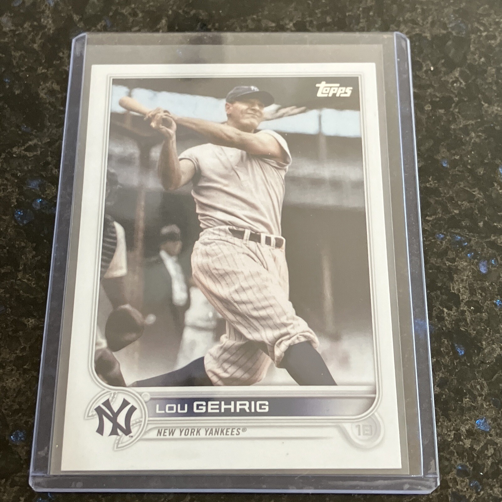 LOU GEHRIG YANKEES 2022 Topps Update Series #US4 Short Print Photo Variation SP