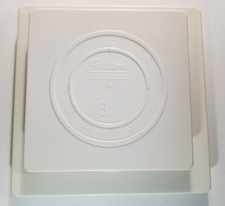 Wilton Decorator Preferred Cake Separator Plates Set of 2 Square 8"  10"