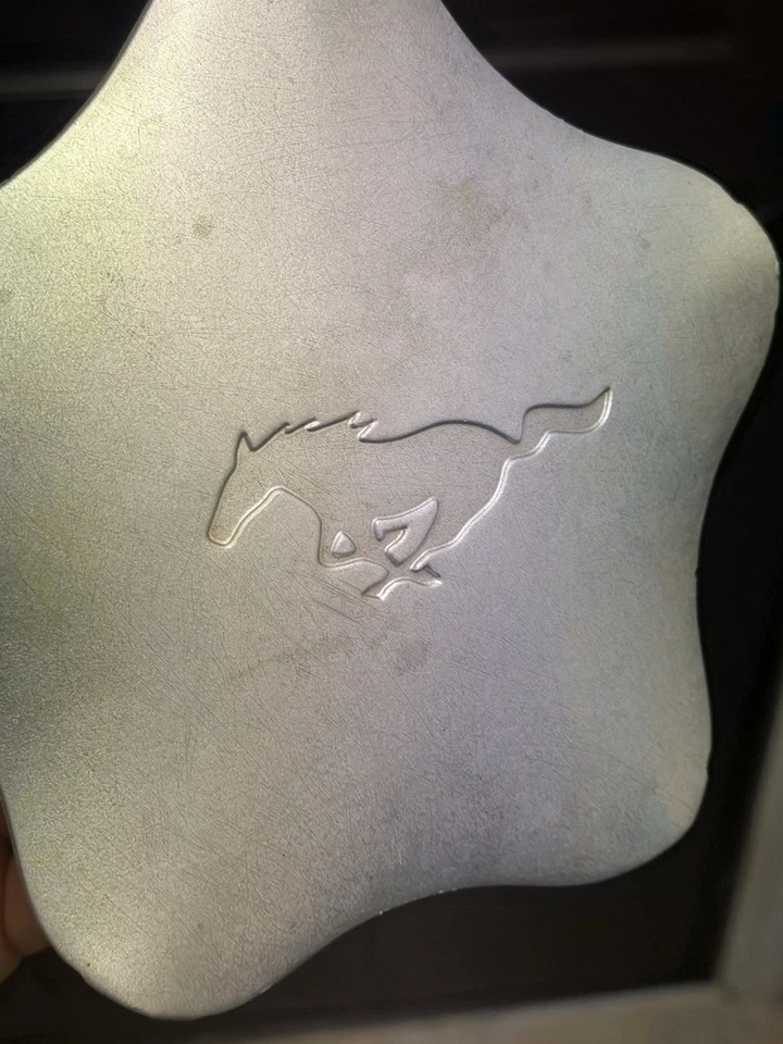 1994-1998 FORD MUSTANG V6 GT tampa central de roda F4ZC-1A096-DA prata - Imagem 3 de 4