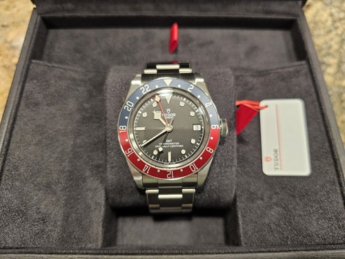 TUDOR Black Bay GMT PEPSI M79830RB-0001 BLACK DIAL 41mm Watch